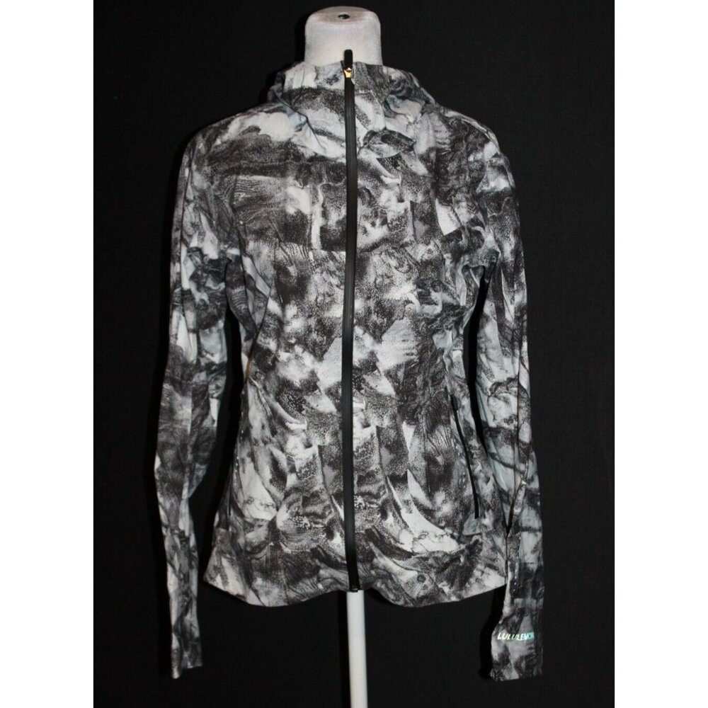 Lululemon Women's Break a Trail Waterproof Jacket Windbreaker Black White Size 4
